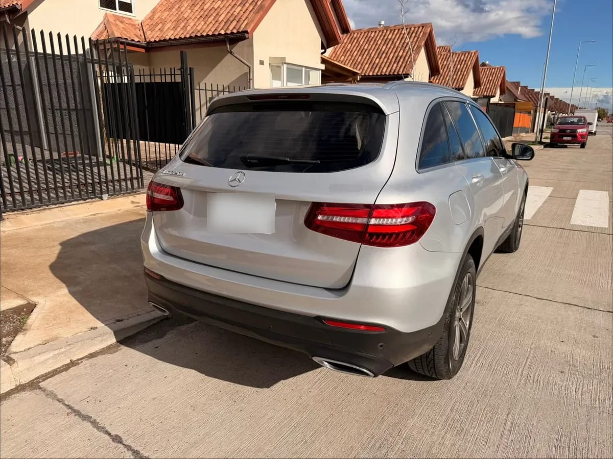 MERCEDES BENZ GLC 220 2.1 At Diesel año 2018