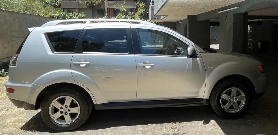 Mitsubishi Outlander 2.4 4x4 Gls At año 2010