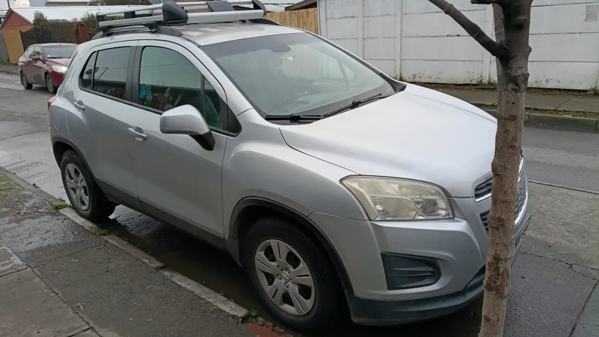 CHEVROLET TRACKER 1.8 Ls At 4x4 año 2013