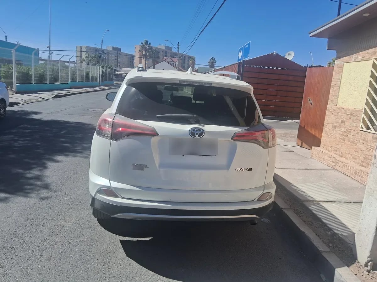 TOYOTA RAV4 2.5 Limited 4x2 At 7ab 732pu3 año 2017