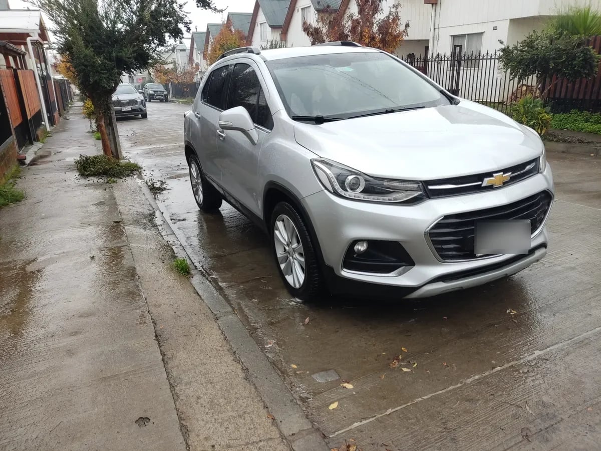 CHEVROLET TRACKER 1.8 Ls At 4x4 año 2018