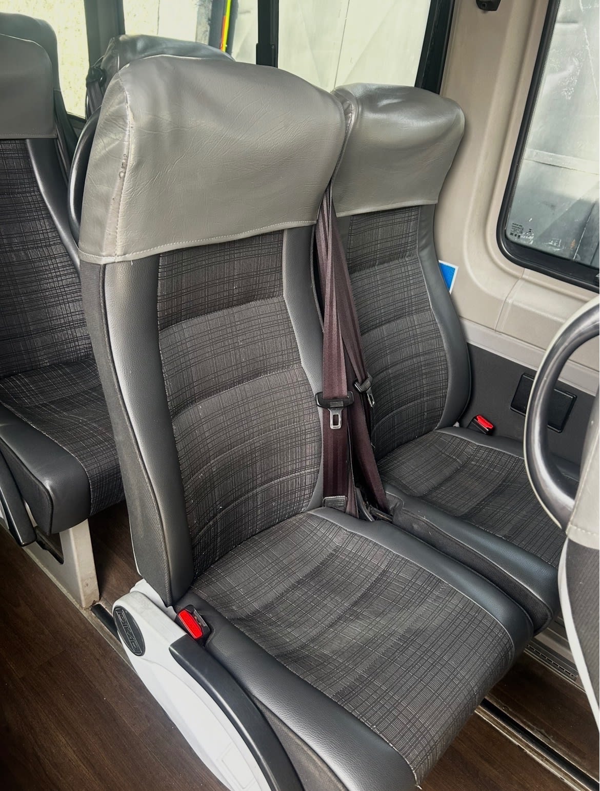 VOLKSWAGEN CRAFTER 2.0 50 Lwbo Bus Mt Diesel año 2018