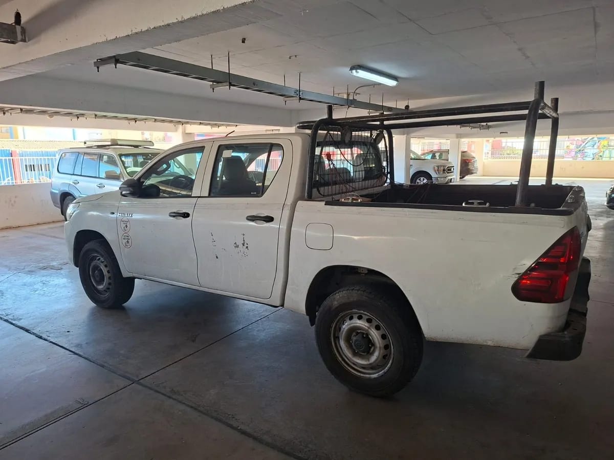 TOYOTA HILUX 2.4 New Hilux Fgq00 Dx / Fhq10 Dx Mt Diesel año 2018