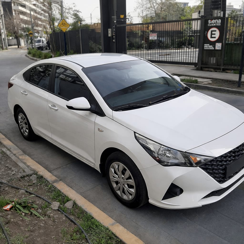 Hyundai Accent 1.4 Hci Value Mt año 2022