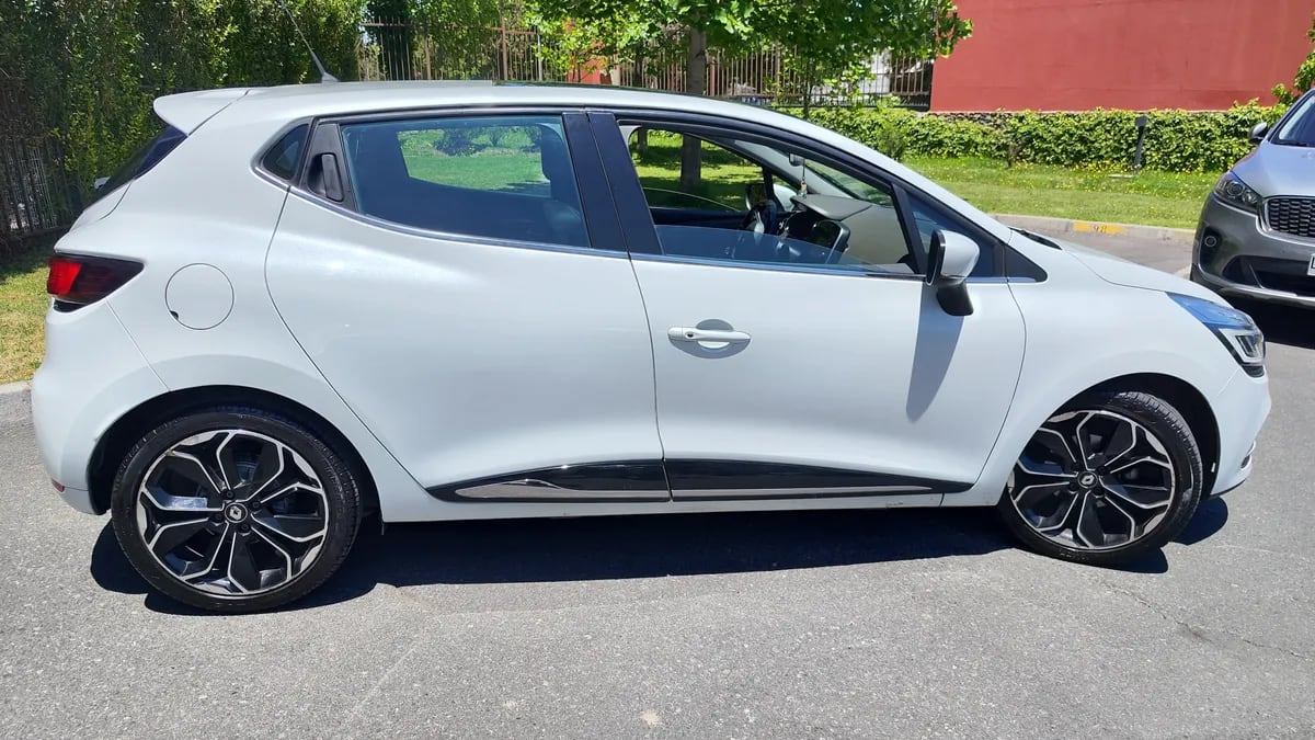 Renault Clio 0.9 Iv Dynamique Mt año 2019