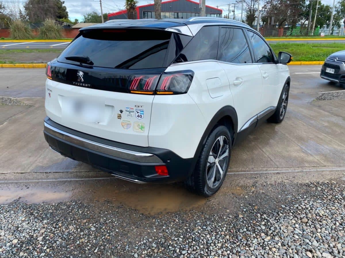 Peugeot 3008 Puretech 180 Eat8 1.6 año 2023