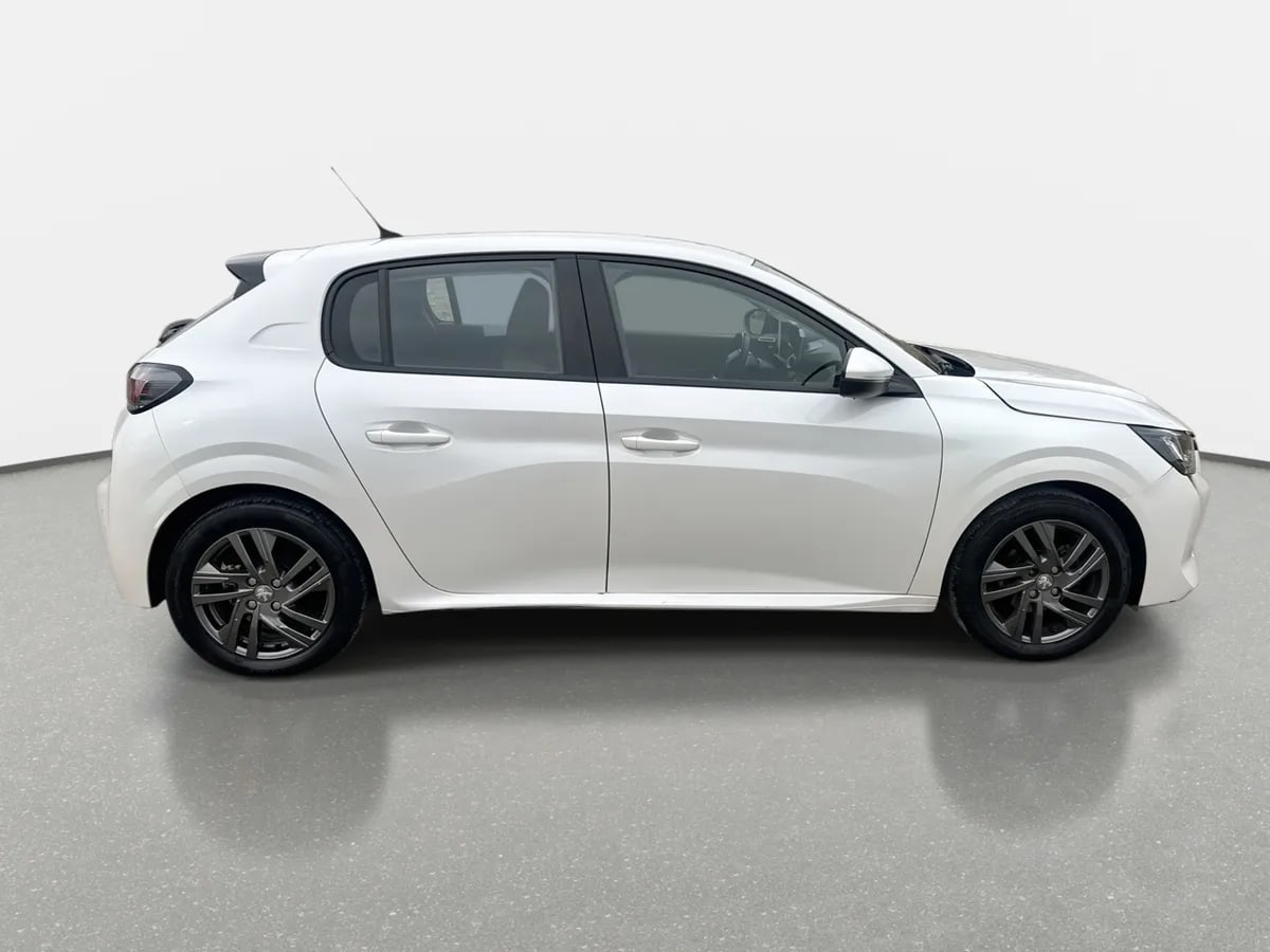 Peugeot 208 1.2 Puretech Active Pack 4x2 75 Mt 5p año 2022