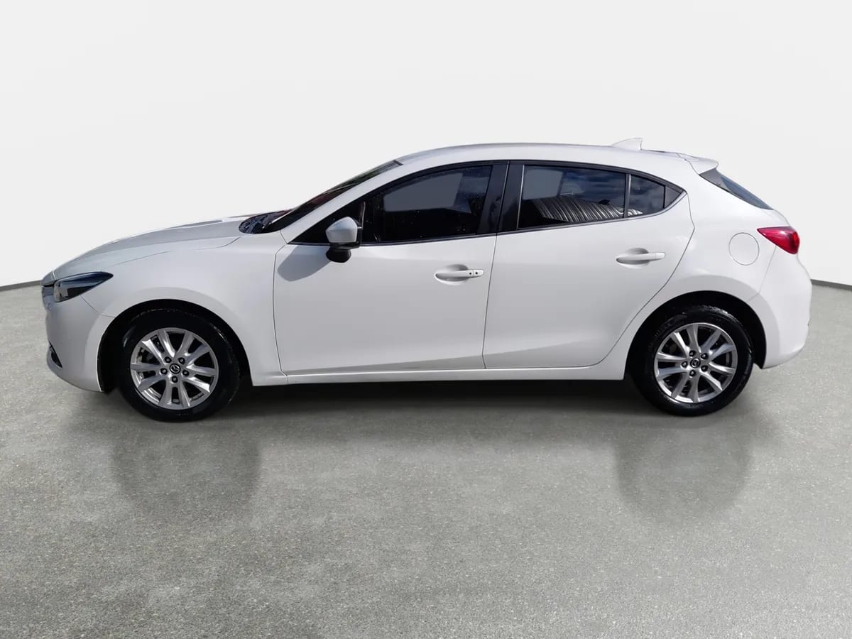 Mazda 3 2.0 V Sport 4x2 Hb 6mt 5p año 2018