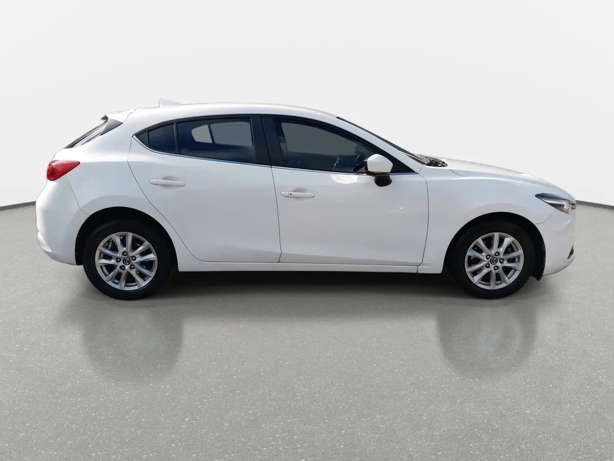 Mazda 3 2.0 V Sport 4x2 Hb 6mt 5p año 2018