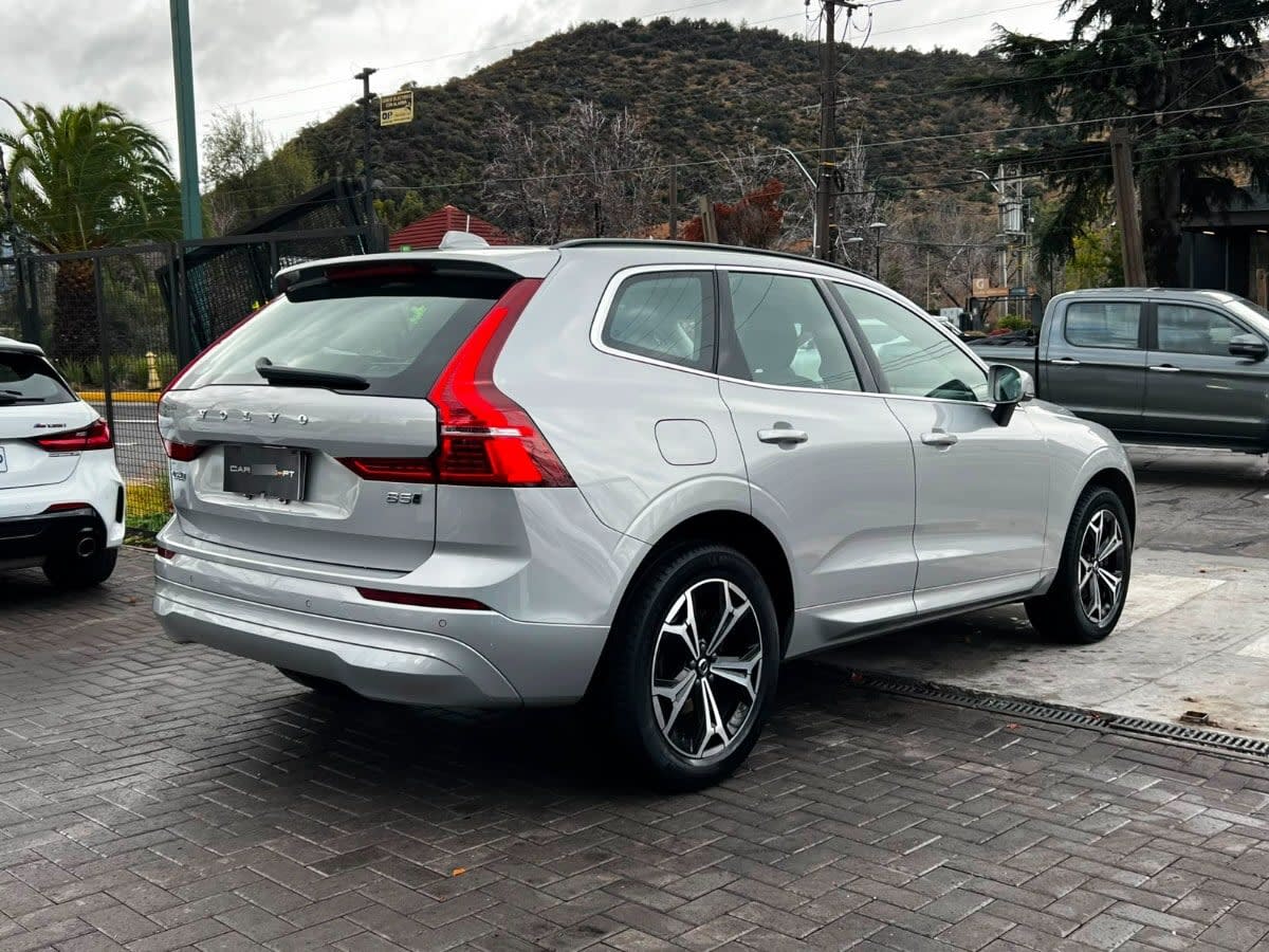 Volvo Xc60 Ii B5 Awd 2.0 año 2022