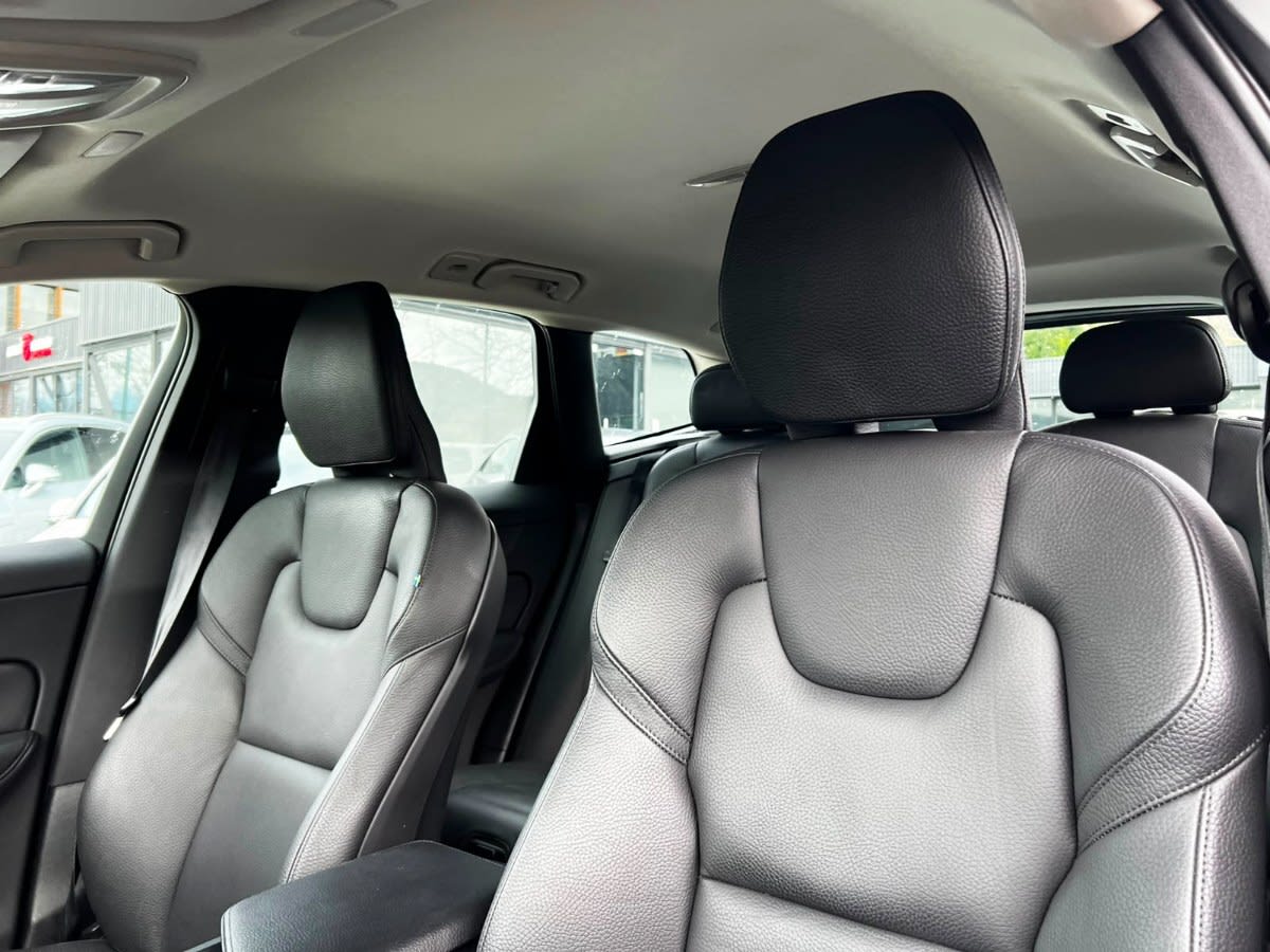 Volvo Xc60 Ii B5 Awd 2.0 año 2022