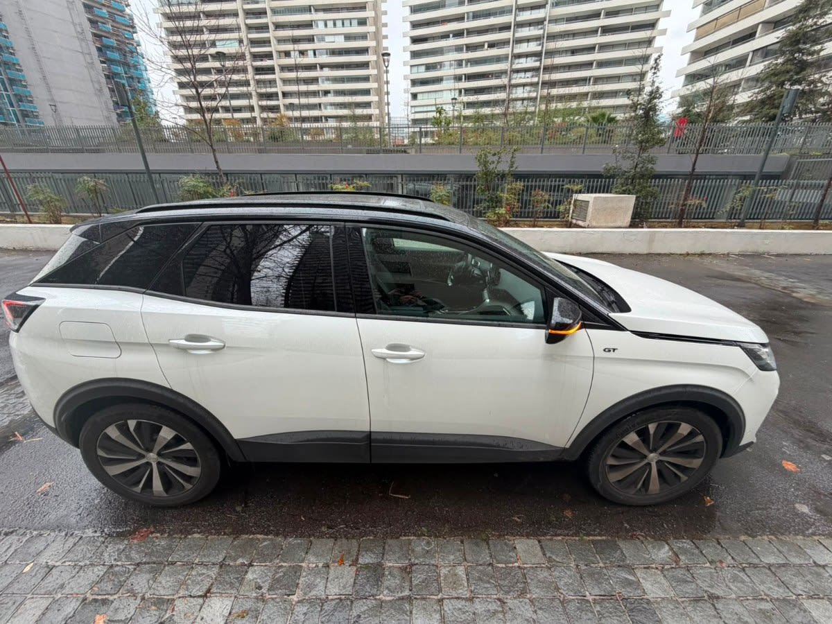 Peugeot 3008 1.5 Blue Hdi 130 Eat8 año 2024