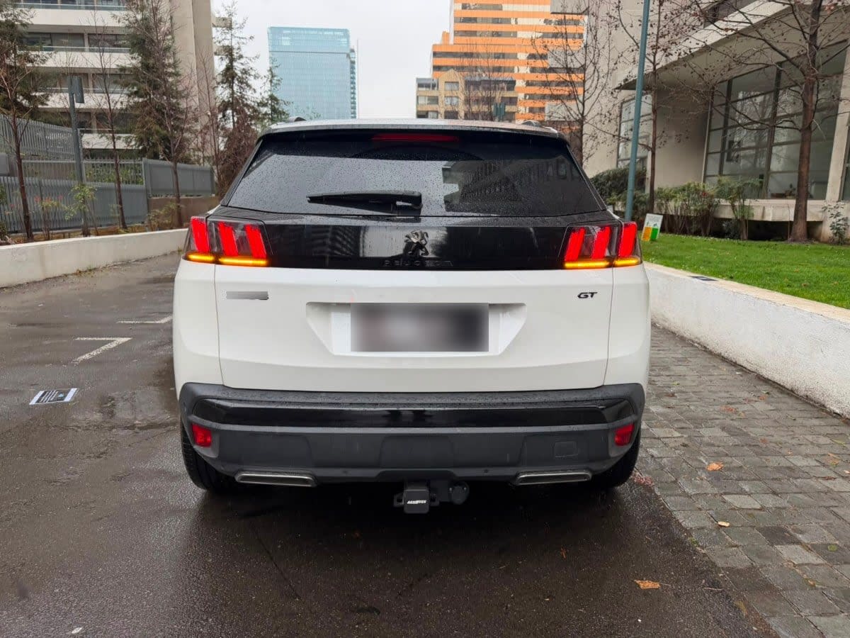 Peugeot 3008 1.5 Blue Hdi 130 Eat8 año 2024