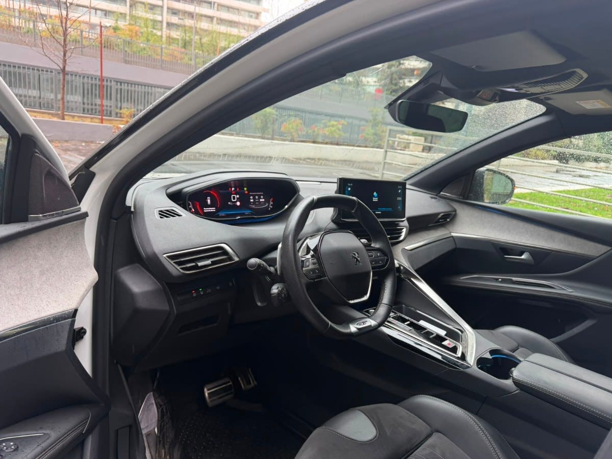 Peugeot 3008 1.5 Blue Hdi 130 Eat8 año 2024