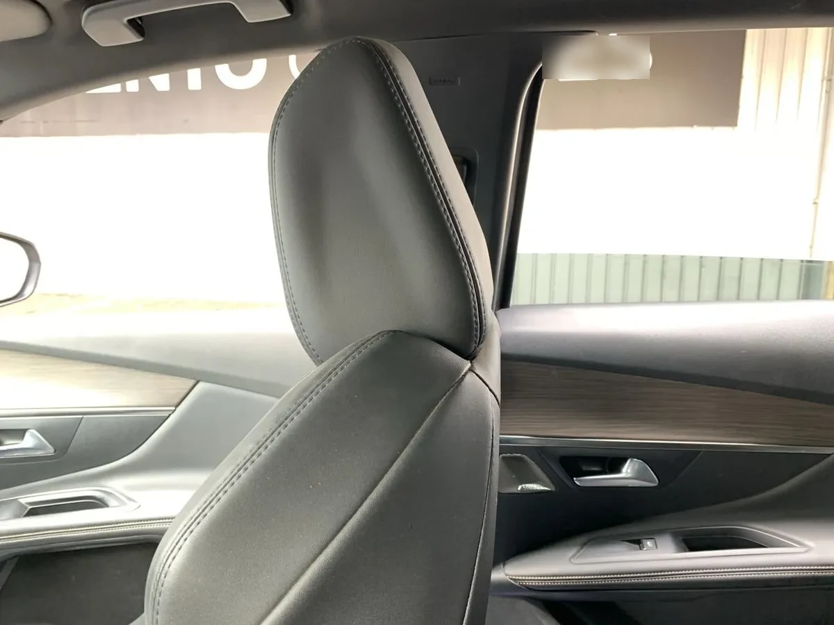 Peugeot 3008 1.6 Gt Hybrid4 300 4x4 Eat8 5p año 2024