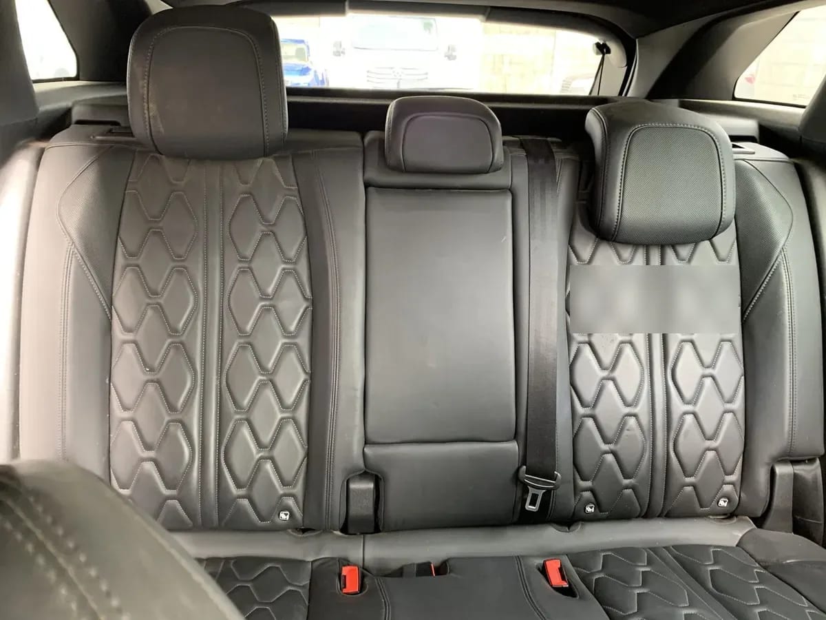 Peugeot 3008 1.6 Gt Hybrid4 300 4x4 Eat8 5p año 2024