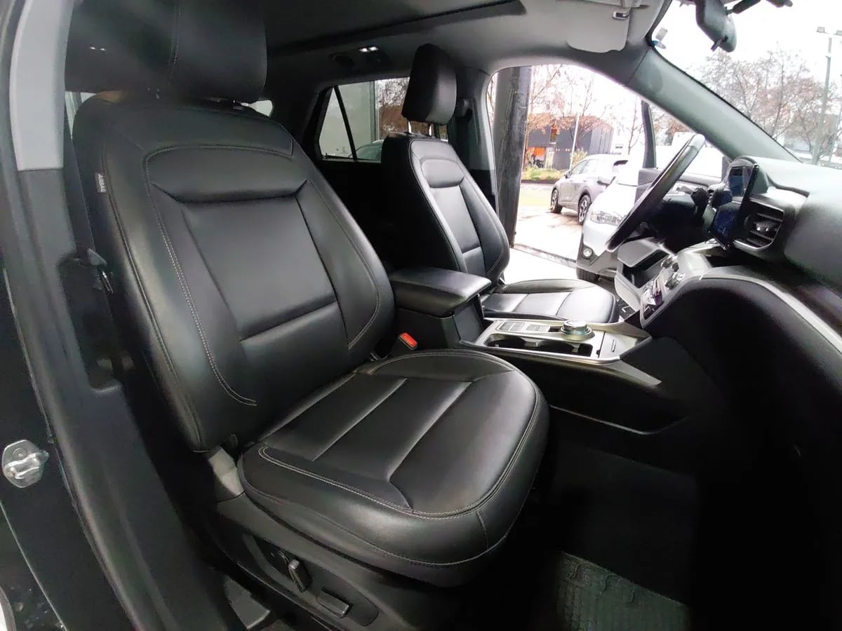 Ford Explorer 2.3 Ecoboost Xlt 4x2 At 5p año 2022