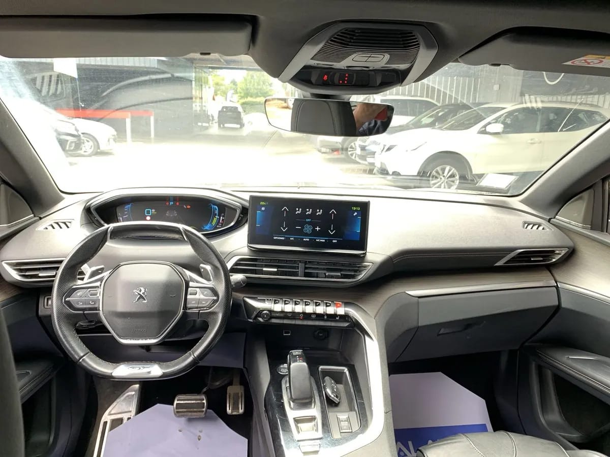 Peugeot 3008 1.6 Gt Hybrid4 300 4x4 Eat8 5p año 2024
