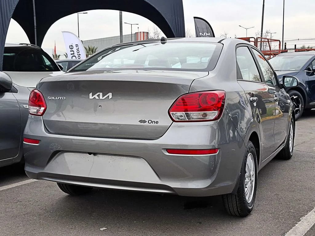 Kia Soluto Mt año 2026