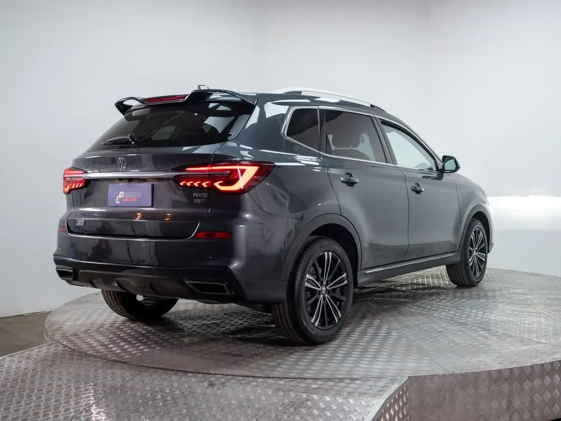 MG Rx5 1.5 Com At año 2026
