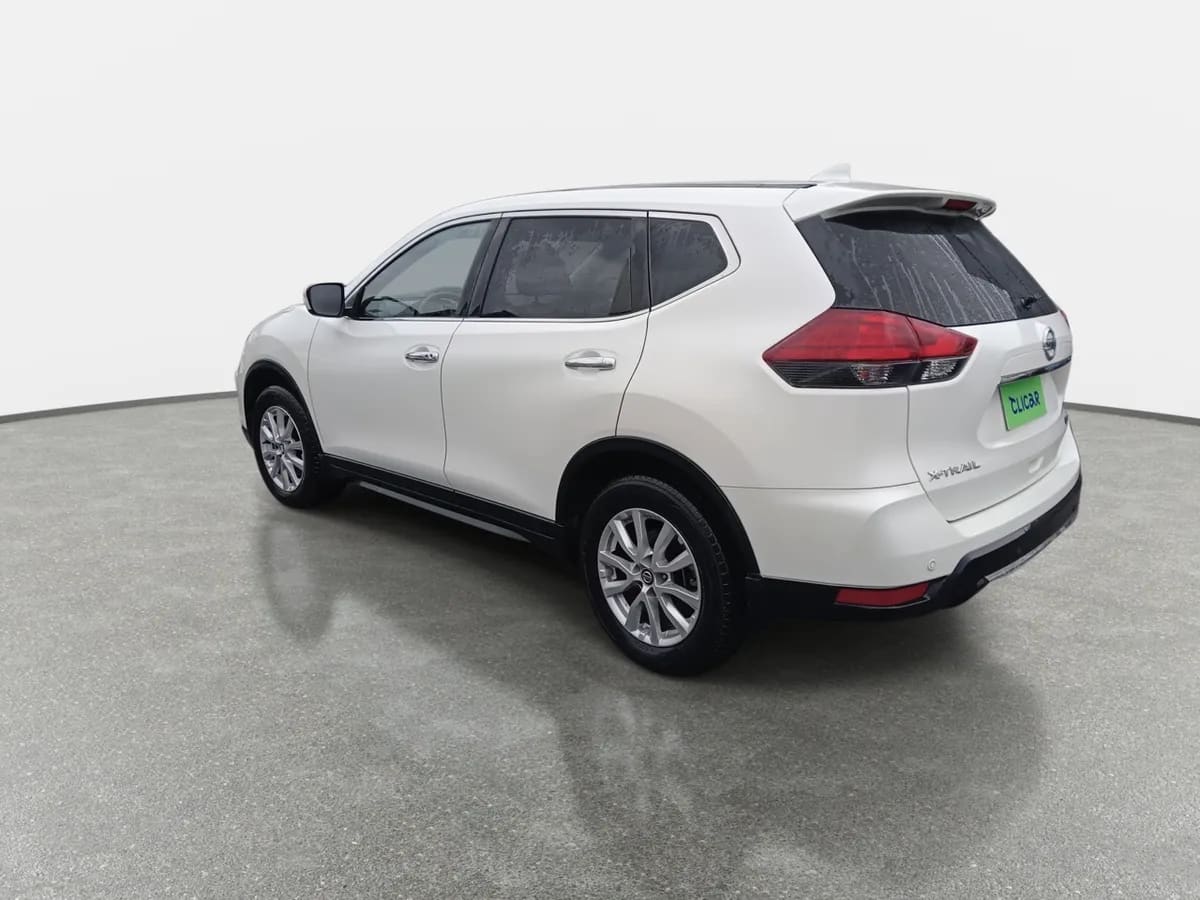 Nissan X-Trail 2.5 Sense 4x2 3row Cvt At 5p año 2023