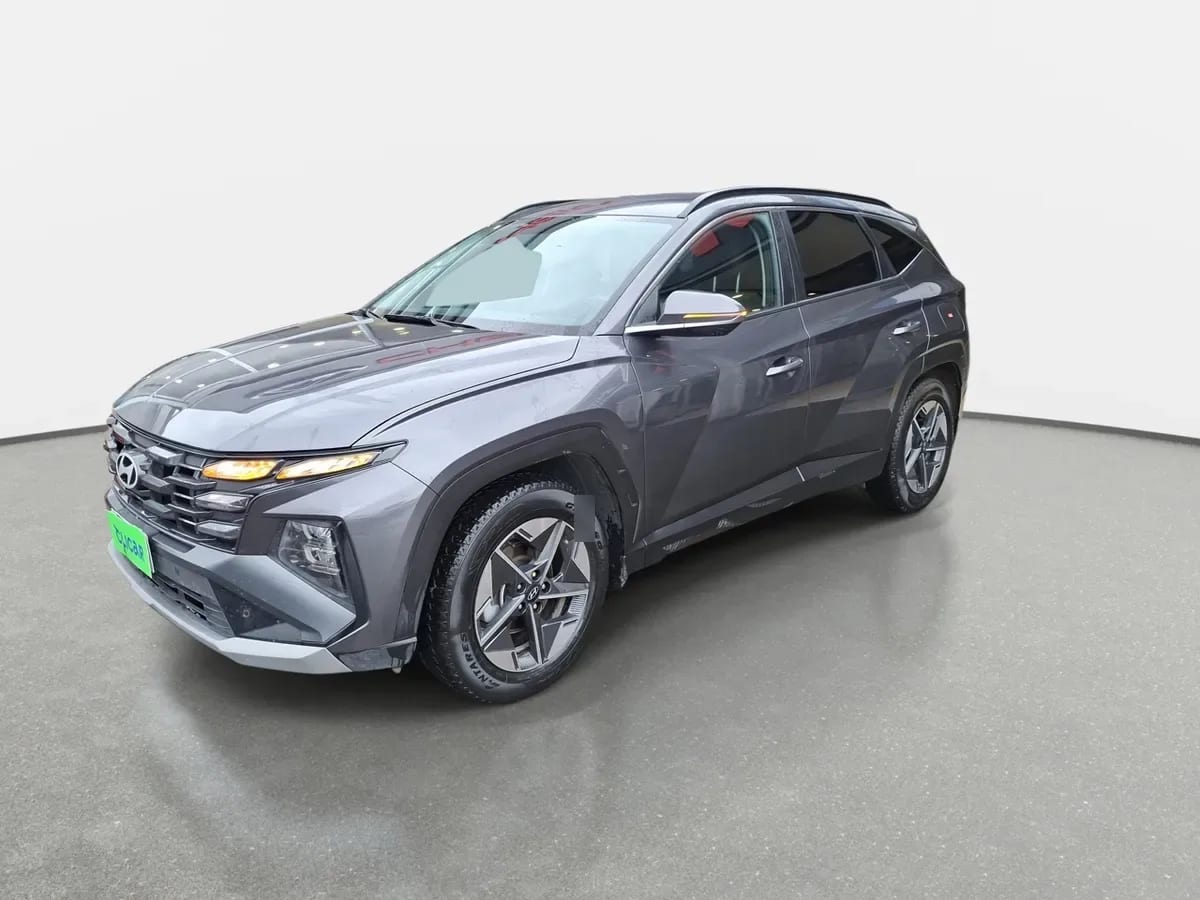 Hyundai Tucson 2.0 Nx4 Plus Fl Diesel 4wd At 5p año 2025