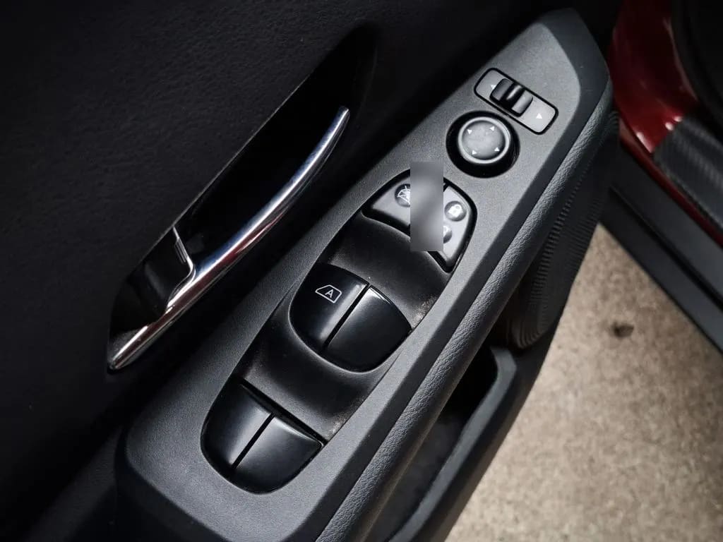 Nissan Kicks 1.6 Exclusive 4x2 Cvt At 5p año 2021