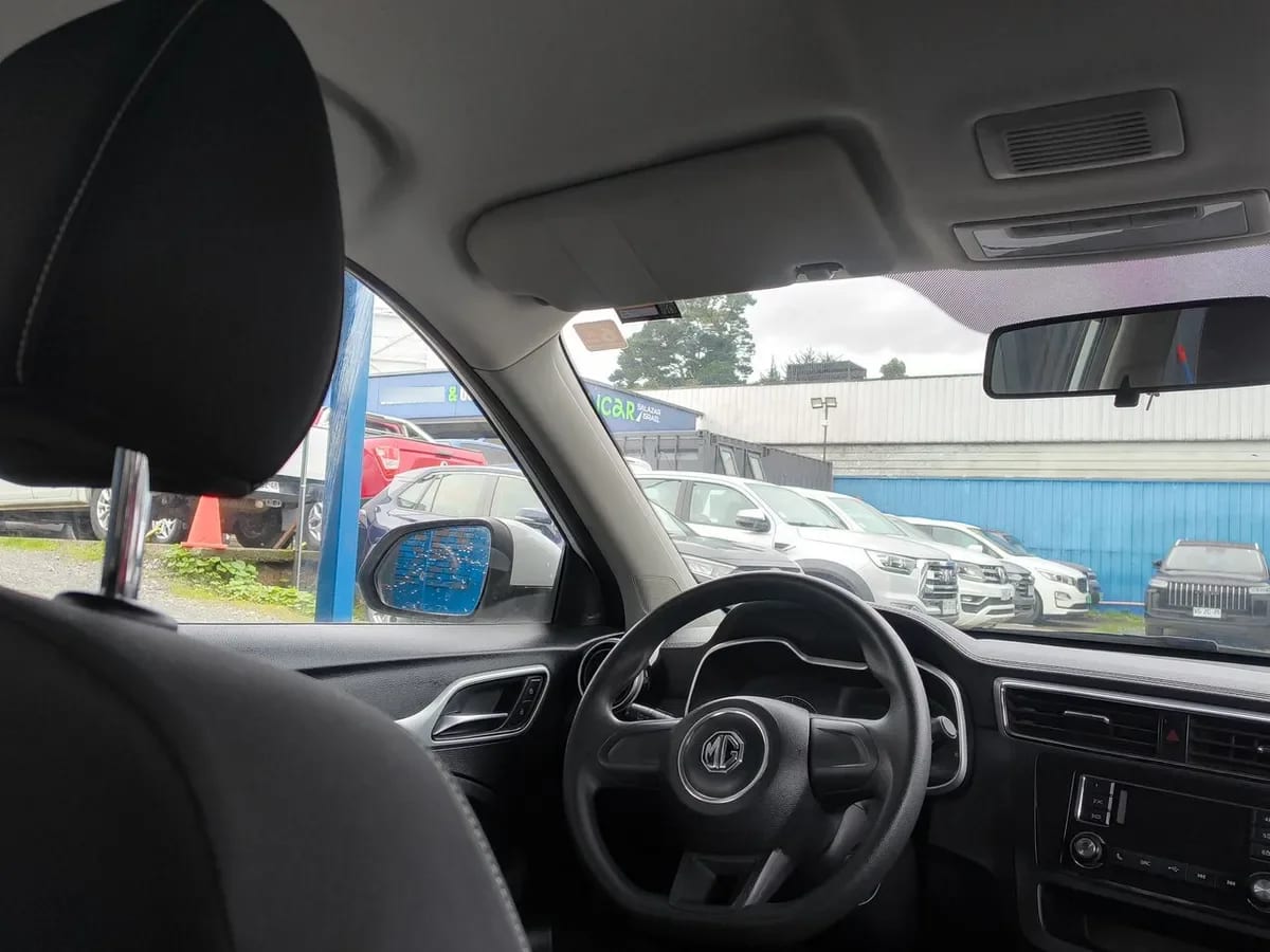 MG Mg Zs 1.5 Std 4x2 Mt 5p año 2023