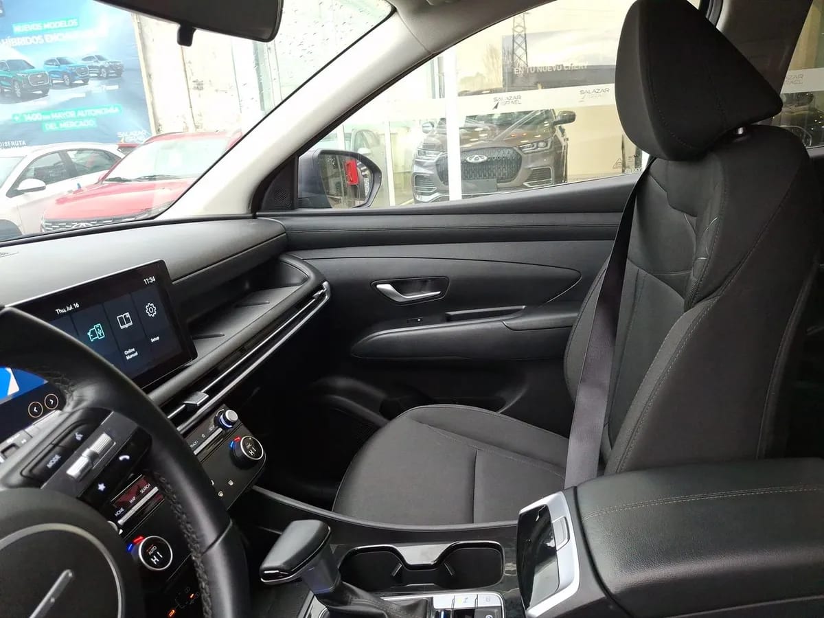 Hyundai Tucson 2.0 Nx4 Plus Fl Diesel 4wd At 5p año 2025