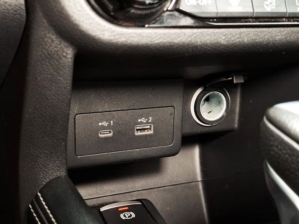 Nissan Kicks 1.6 Exclusive 4x2 Cvt At 5p año 2021