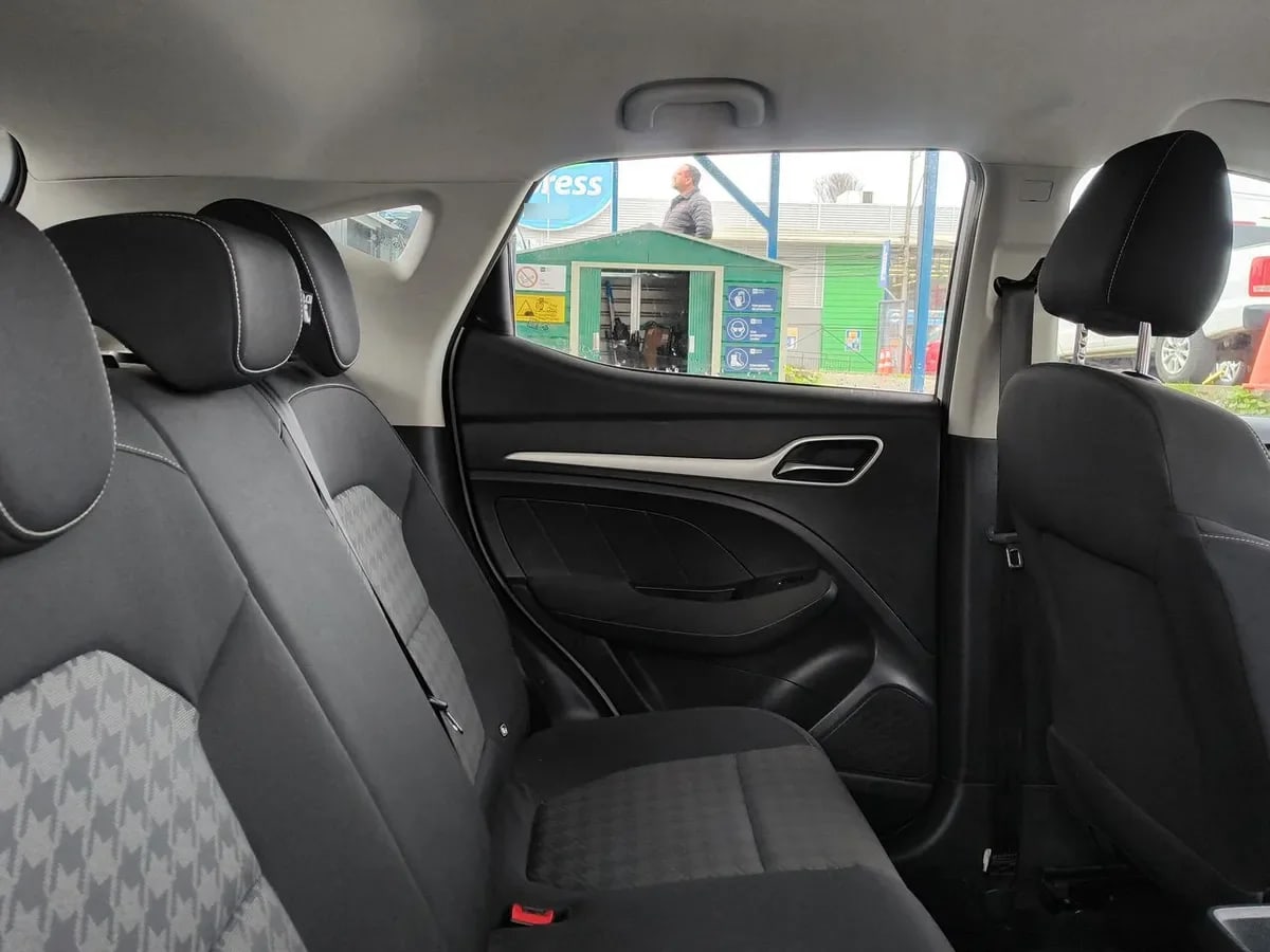MG Mg Zs 1.5 Std 4x2 Mt 5p año 2023