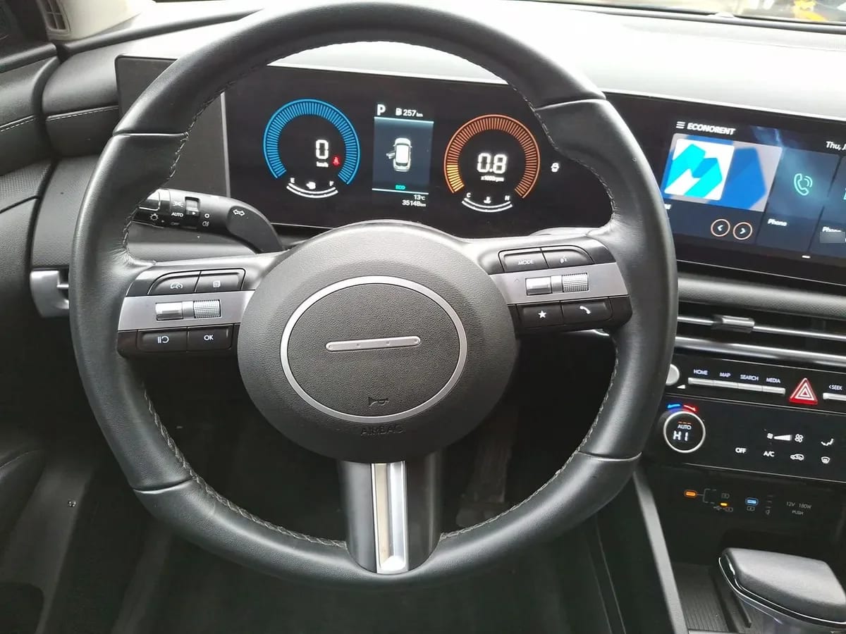 Hyundai Tucson 2.0 Nx4 Plus Fl Diesel 4wd At 5p año 2025