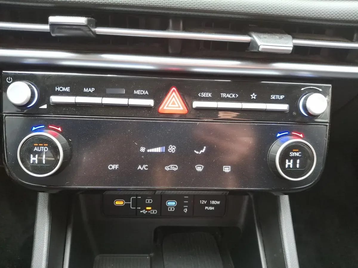 Hyundai Tucson 2.0 Nx4 Plus Fl Diesel 4wd At 5p año 2025