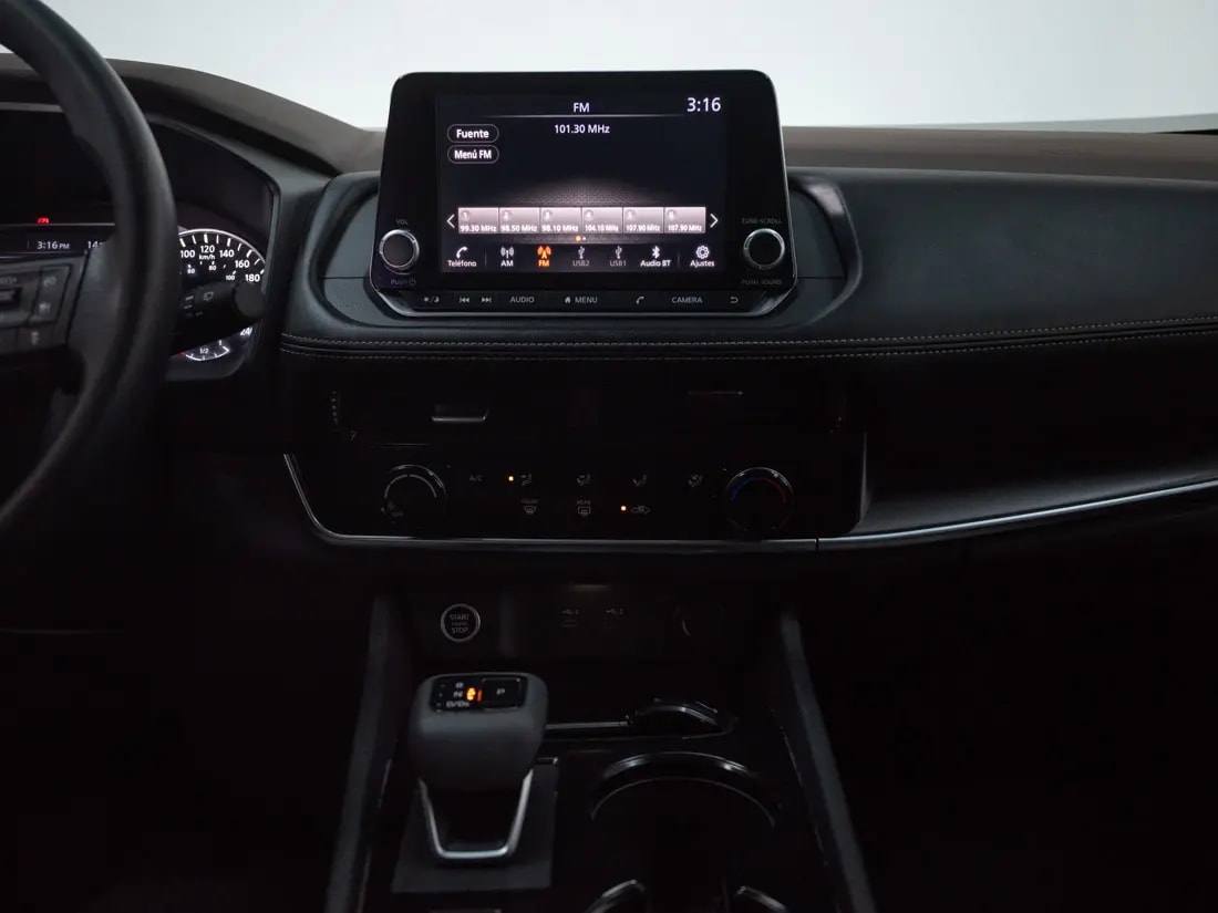 Nissan X-Trail 2.5 Sense 2row At año 2023