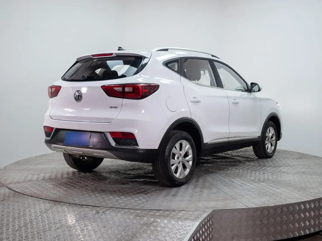 MG Zs 1.5 Std Mt año 2022
