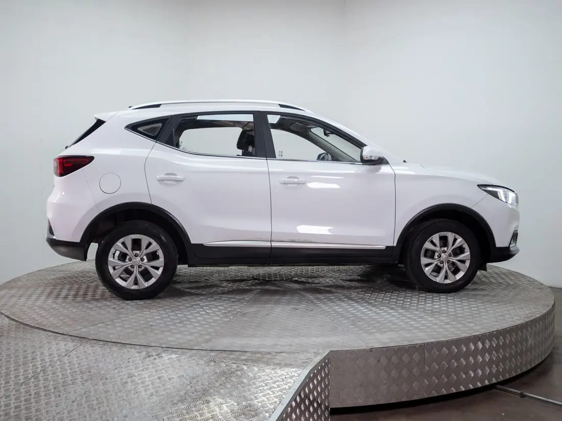 MG Zs 1.5 Std Mt año 2022