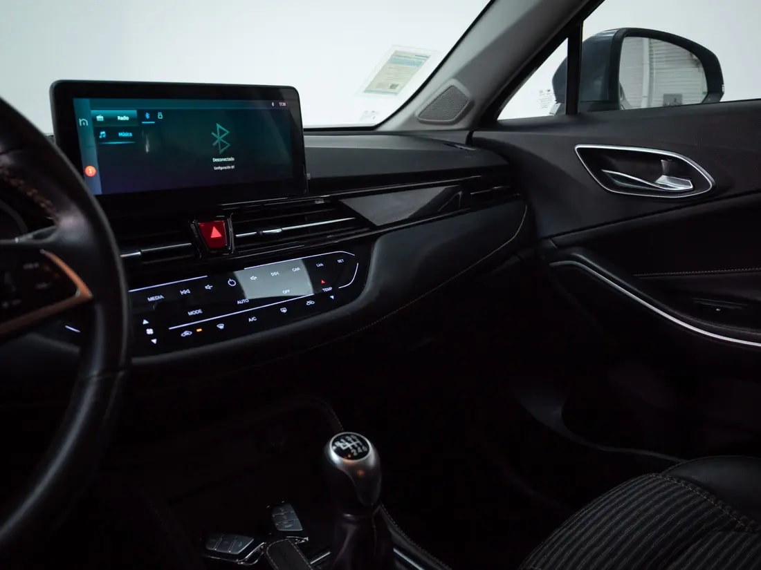 JAC Js4 1.5 Luxury Mt año 2024