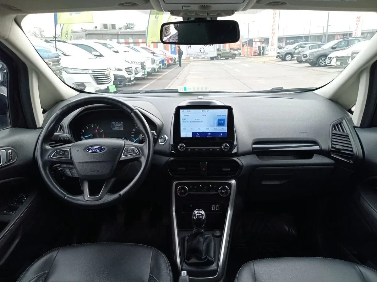 Ford Ecosport 1.5 Titanium 4x2 Mt 5p año 2022