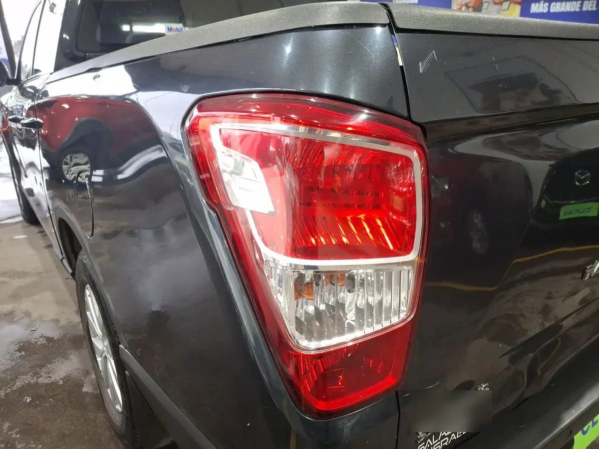 Ssangyong Musso 2.2 Grand Glx Td Diesel 2wd Mt6 4p año 2023