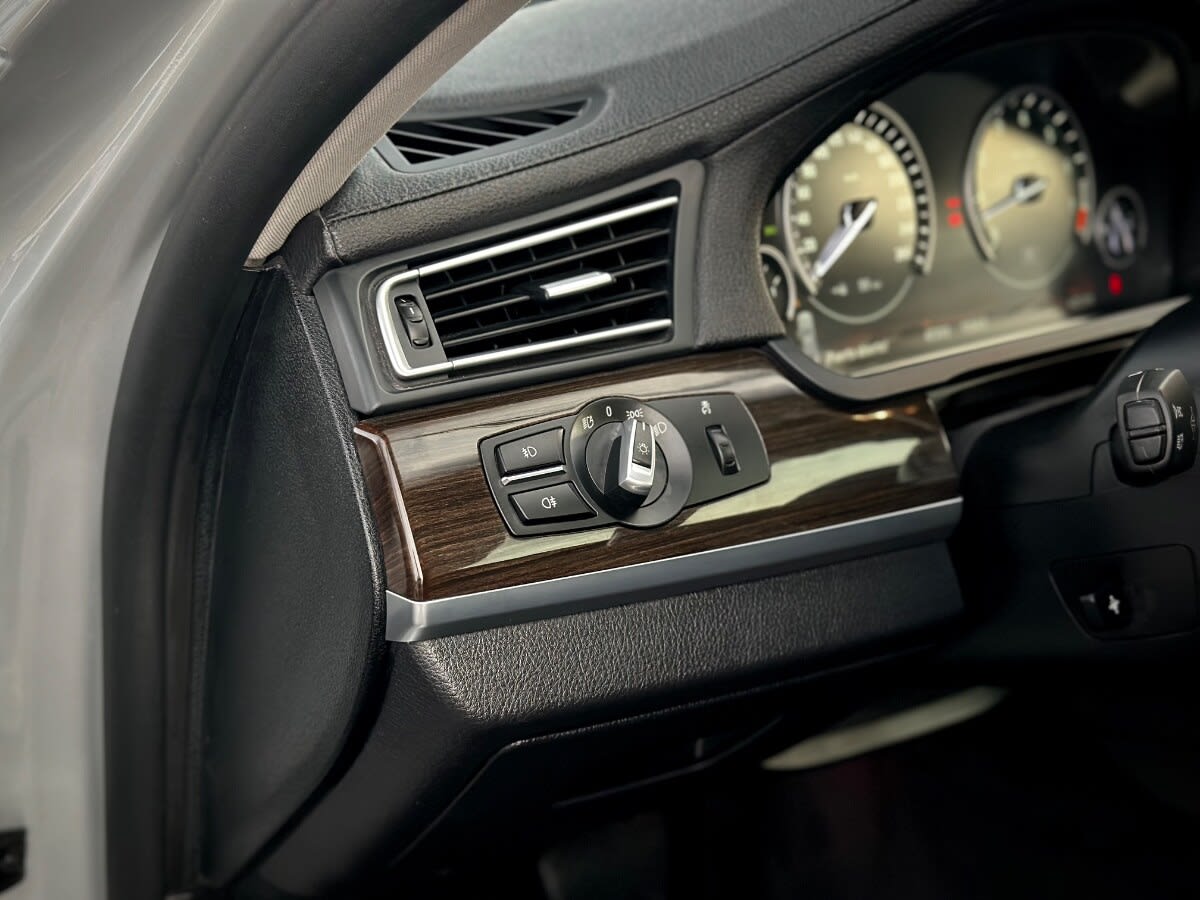 BMW 740 I año 2012