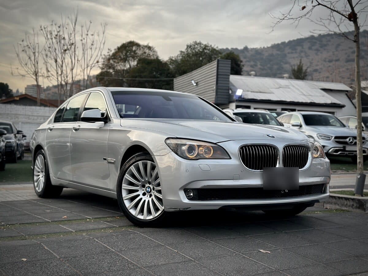 BMW 740 I año 2012