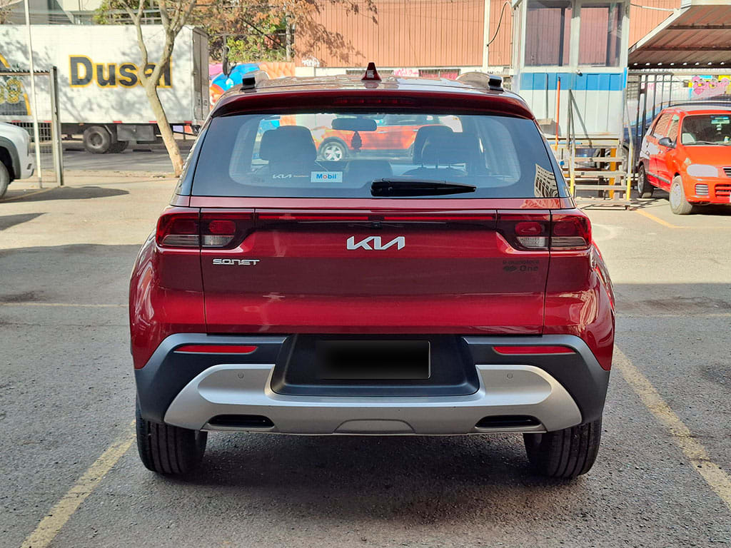 Kia Sonet Ex 1.5l 6mt Acc Plus año 2023