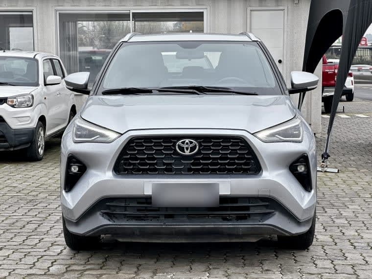 Toyota Yaris 1.5 Xg At año 2024