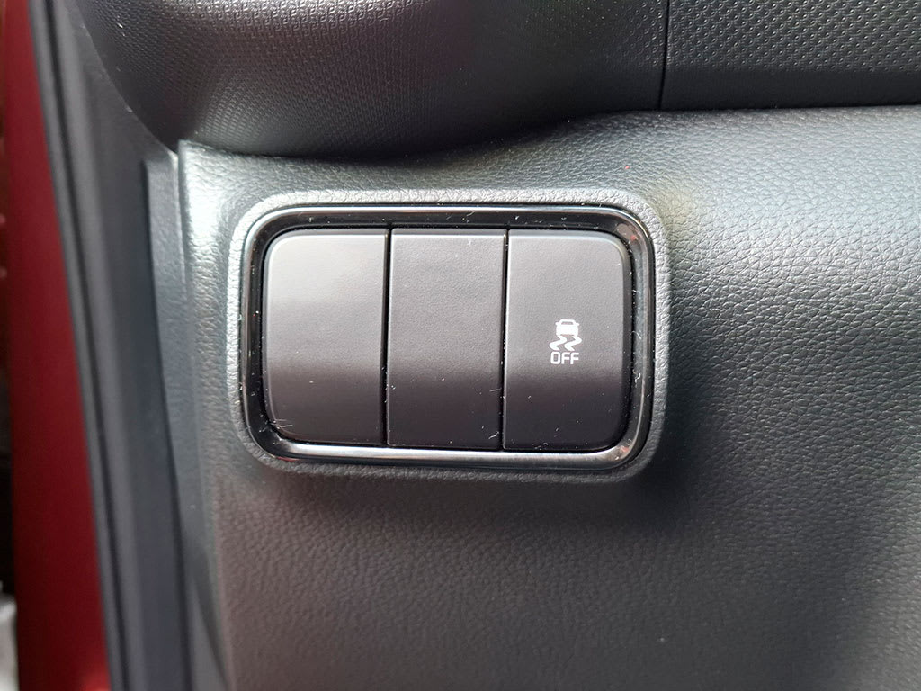 Kia Sonet Ex 1.5l 6mt Acc Plus año 2023
