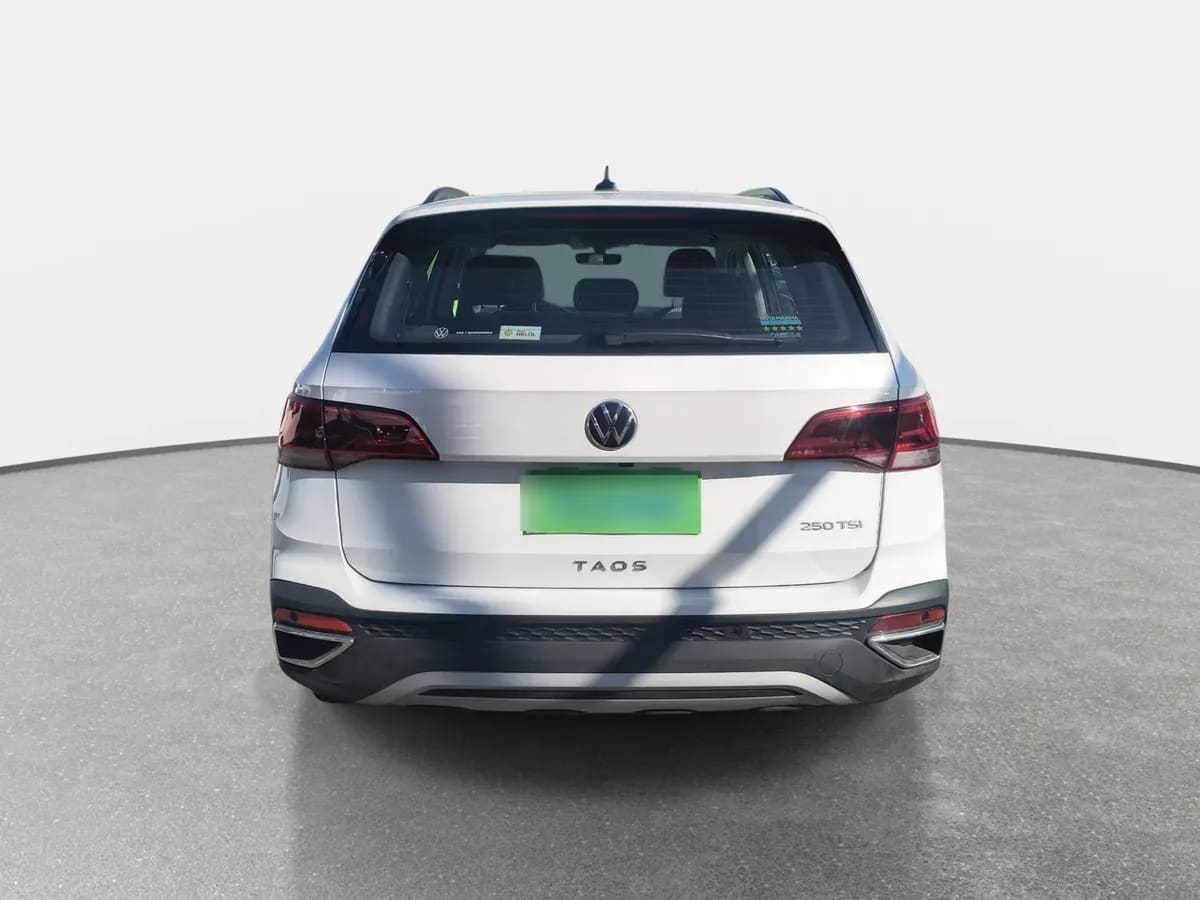 Volkswagen Taos 1.4 Tsi Comfortline 4x2 At 5p año 2026