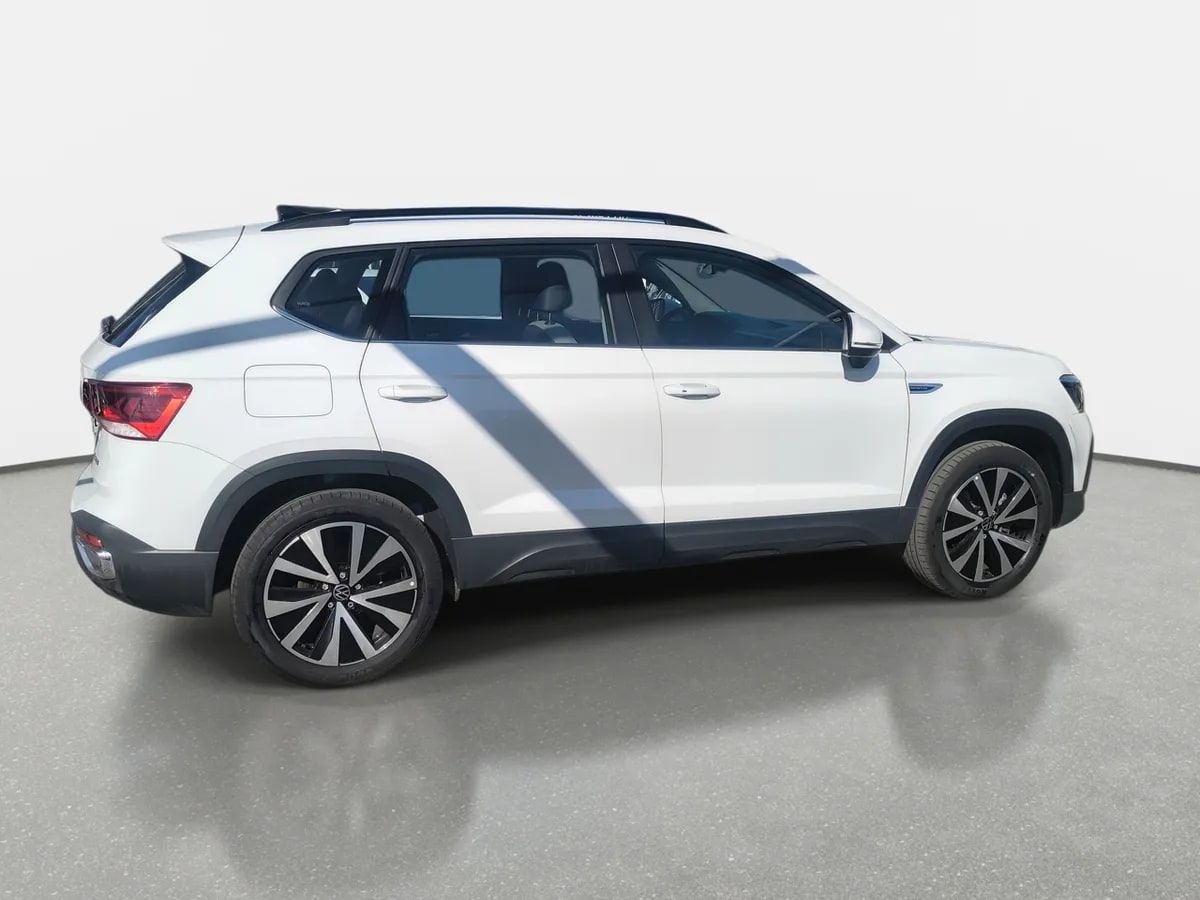 Volkswagen Taos 1.4 Tsi Comfortline 4x2 At 5p año 2026