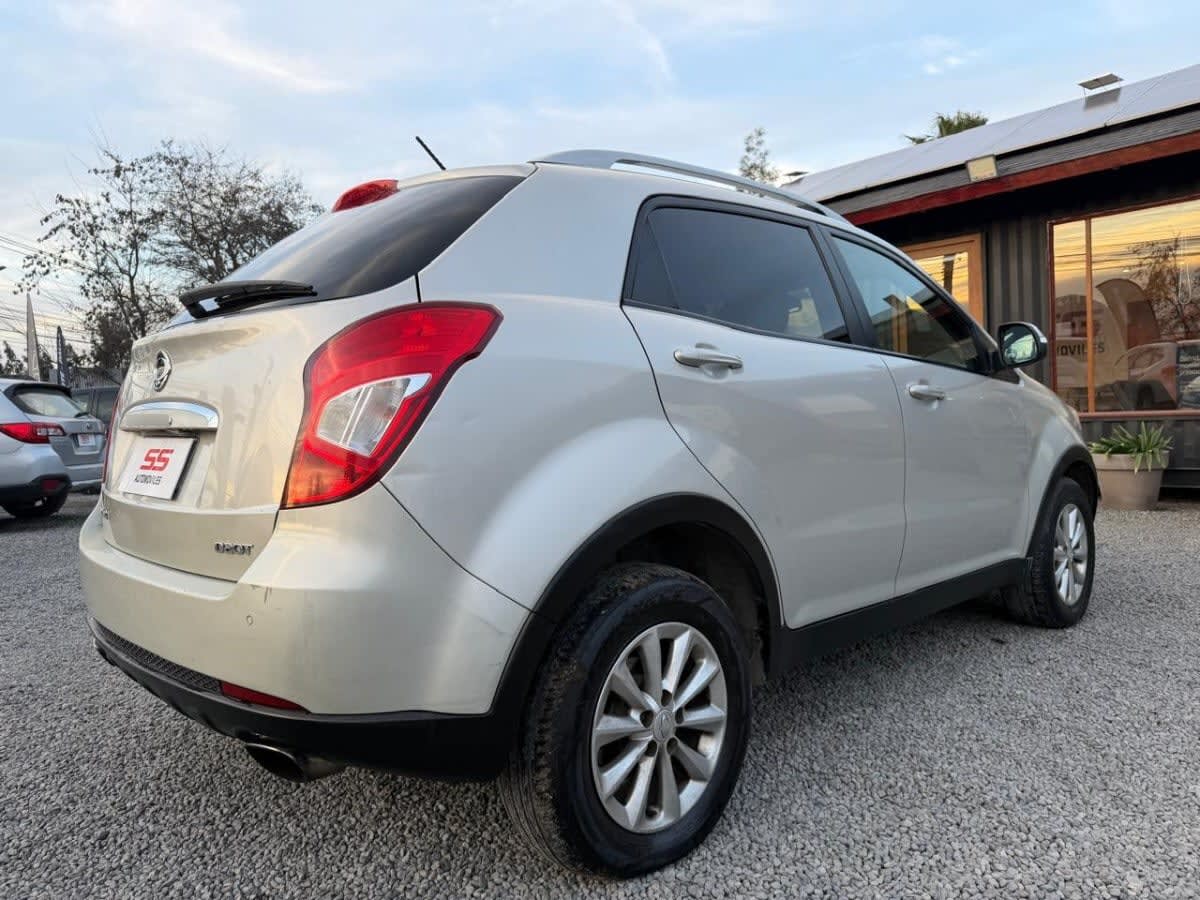 Ssangyong Korando Korando 2.0 Tdi At año 2014