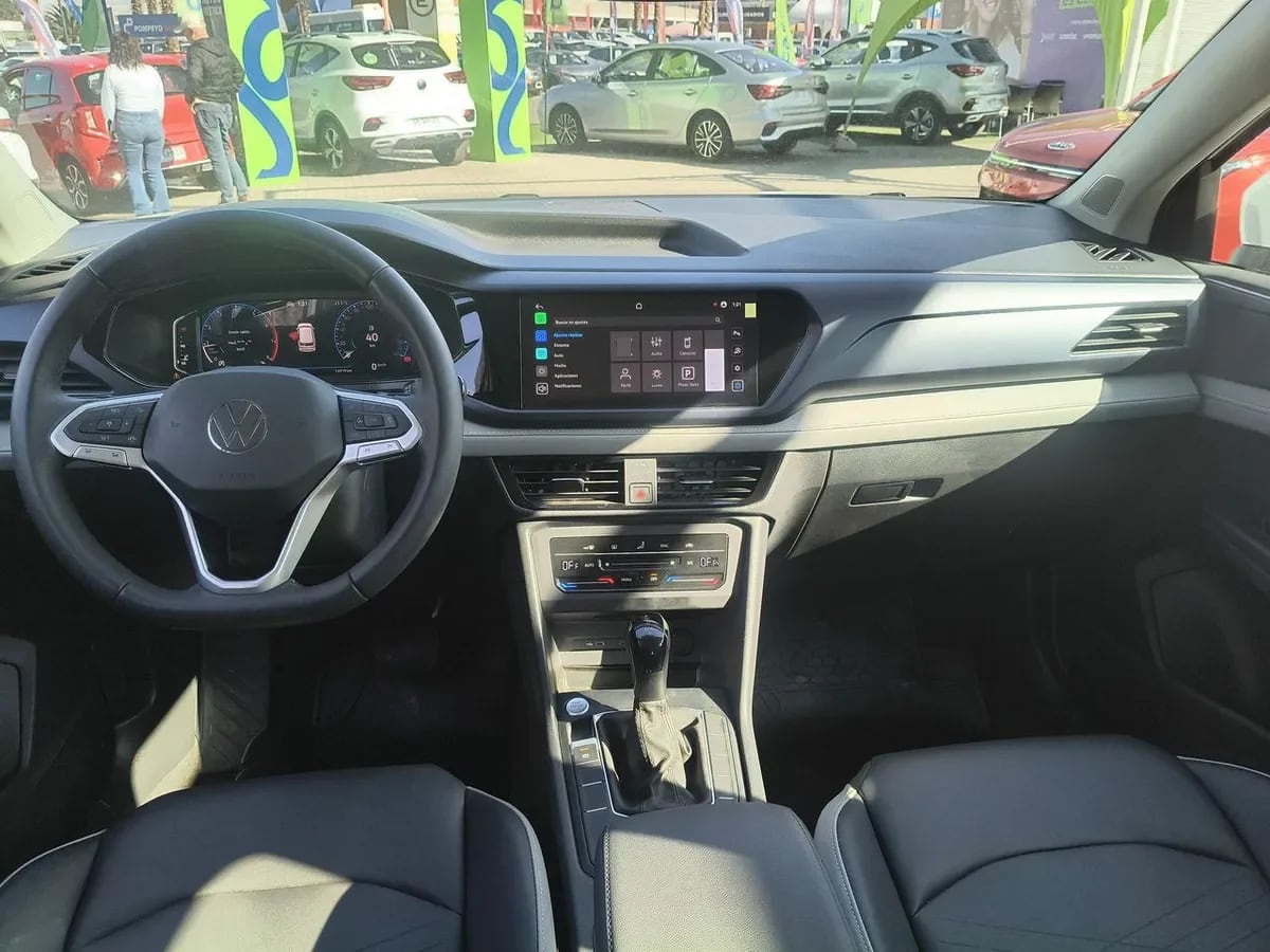 Volkswagen Taos 1.4 Tsi Comfortline 4x2 At 5p año 2026