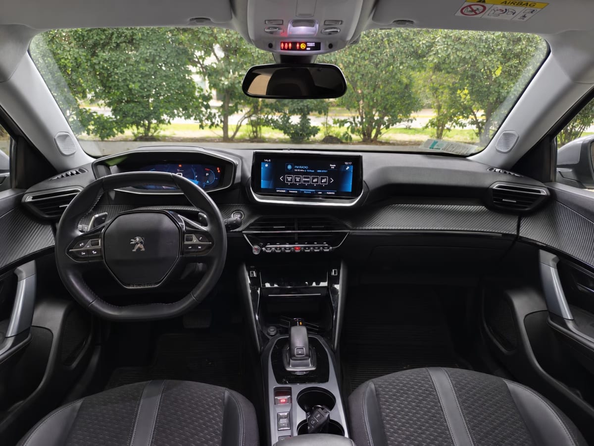 Peugeot 2008 Allure Puretech año 2021