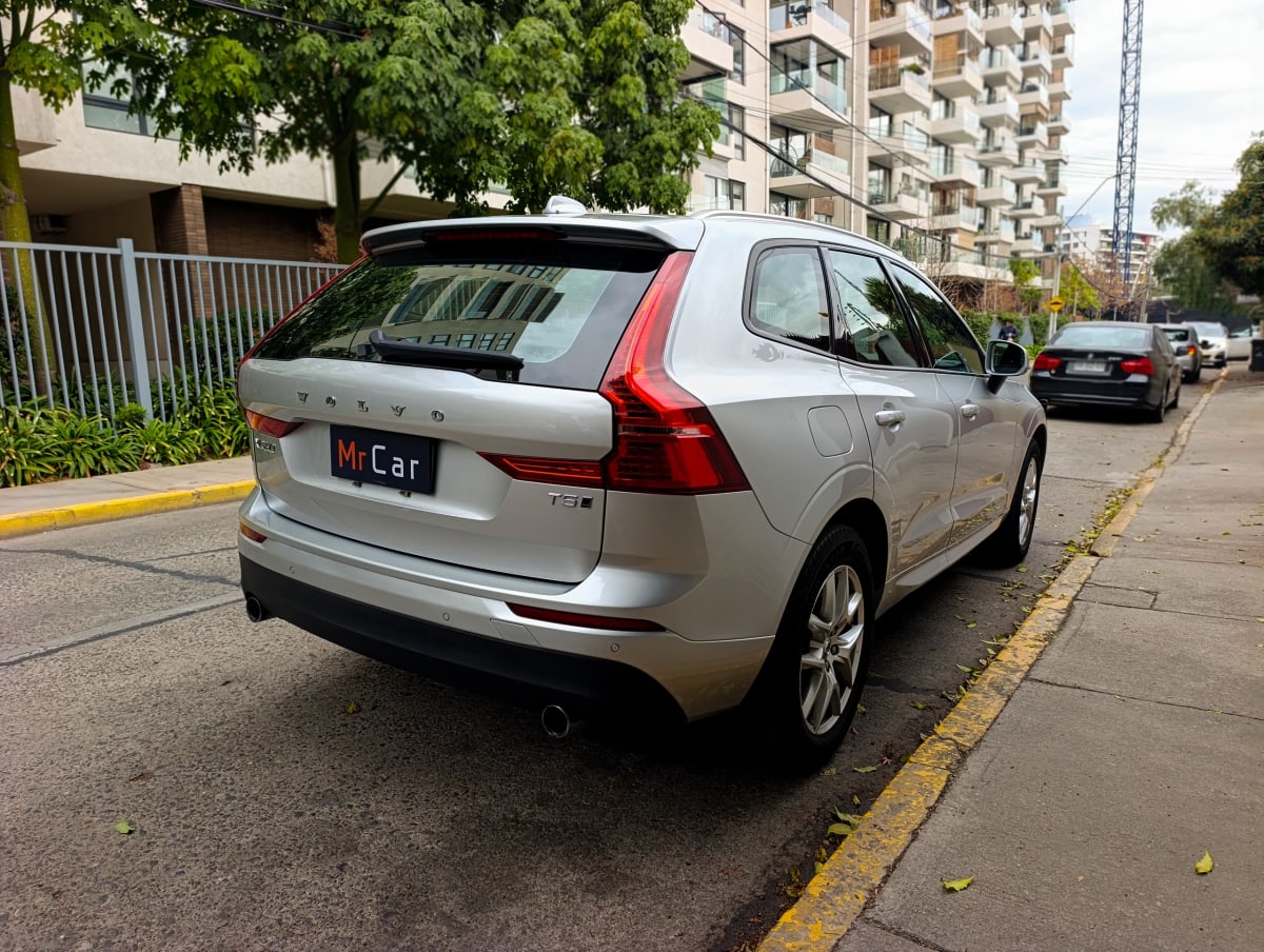 Volvo Xc60 T5 Awd Momentum año 2018